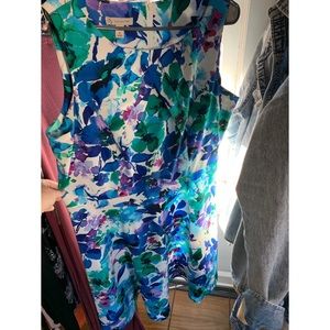 Floral short sleeve dress